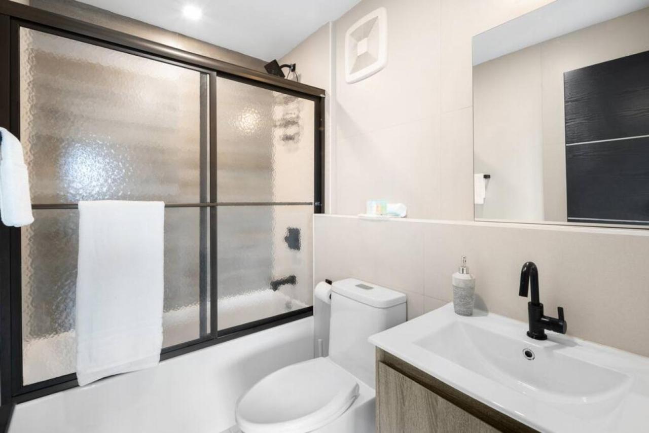 ניו יורק Nyc Skyline Views, Sauna & Rooftop - Romantic Escape At "Brooklyn Bay Lofts" מראה חיצוני תמונה